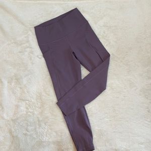 Thick leggings with pockets!
